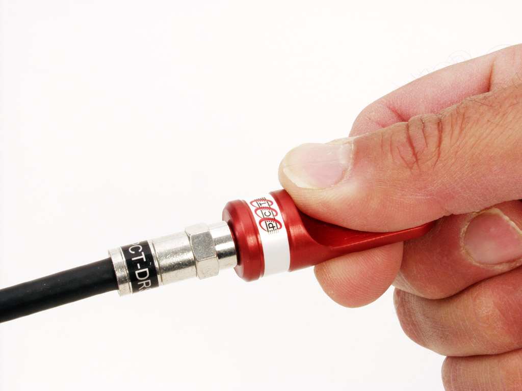 PCT cable connector prep tool, in-hand use